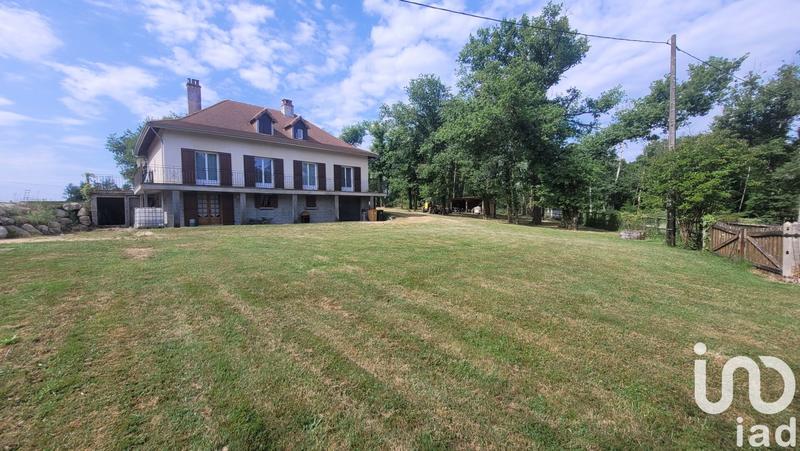 Maison de campagne - 235 m² - 11 pièces