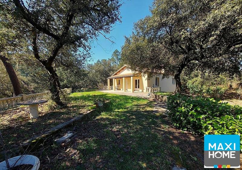 Maison - 89 m² - 5 pièces