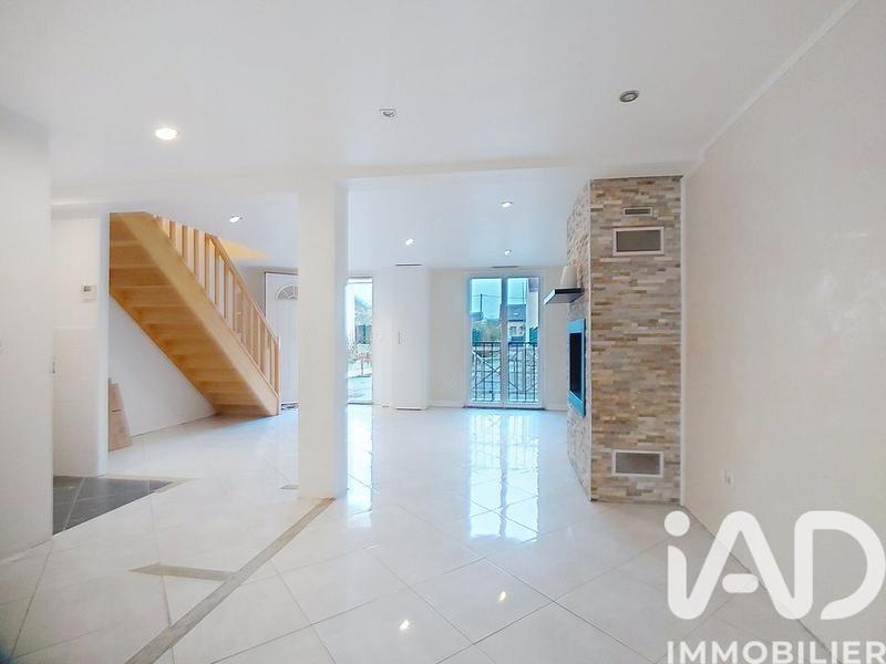 Maison - 107 m² - 5 pièces