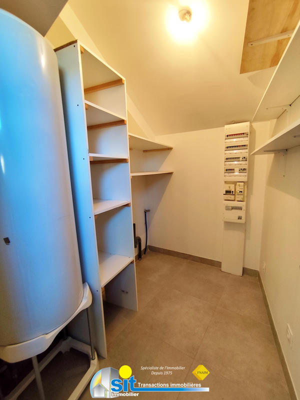 Loft - 120 m² - 3 pièces