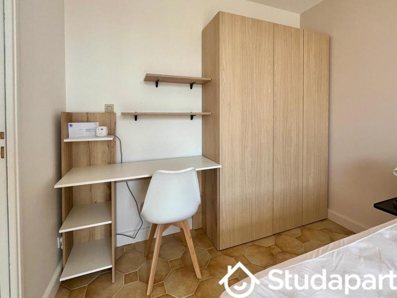 Chambre - 9 m² - 1 pièce