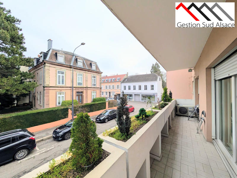 Appartement - 100 m² - 4 pièces