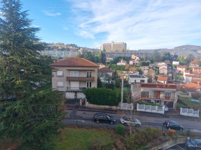 Appartement - 79 m² - 4 pièces