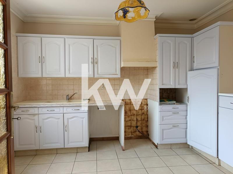 Maison - 160 m² - 8 pièces