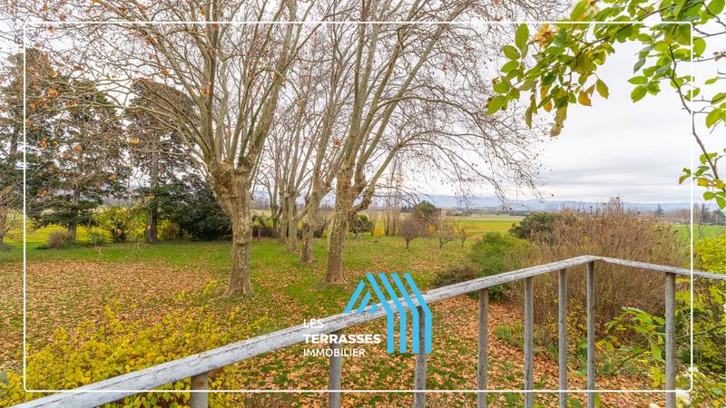 Appartement - 260 m² - 8 pièces