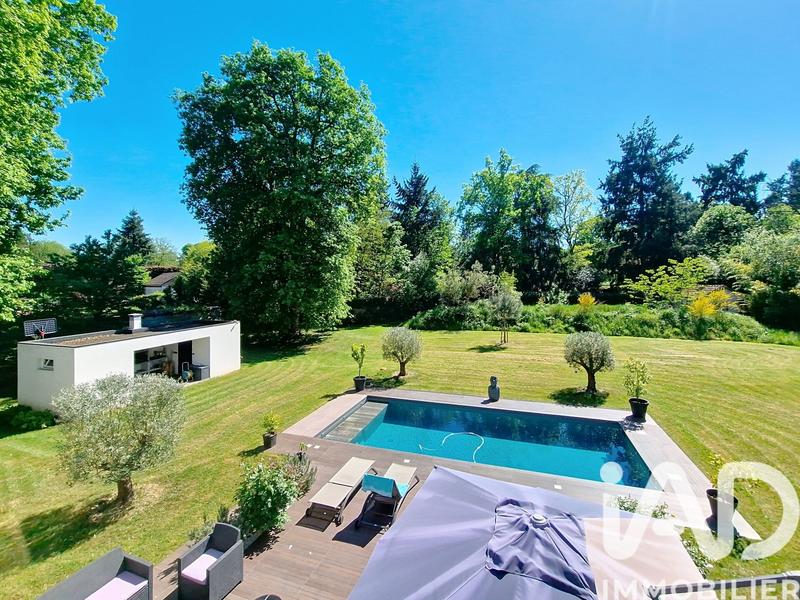 Maison de maîtres - 262 m² - 8 pièces