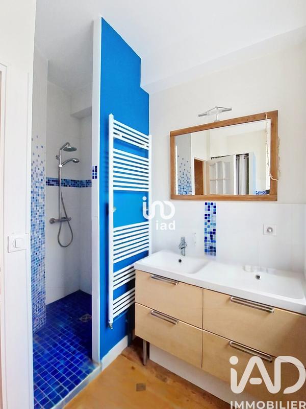 Maison - 244 m² - 10 pièces