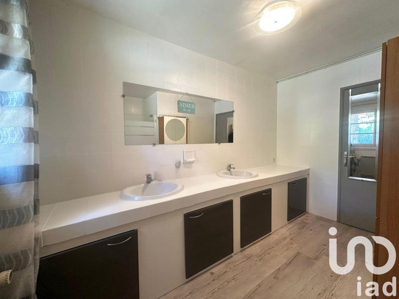 Maison - 136 m² - 7 pièces