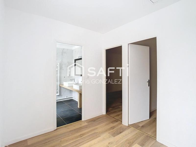 Maison - 254 m² - 8 pièces