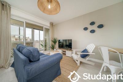 Chambre - 10 m² - 1 pièce