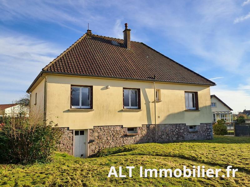 Maison - 93 m² - 4 pièces