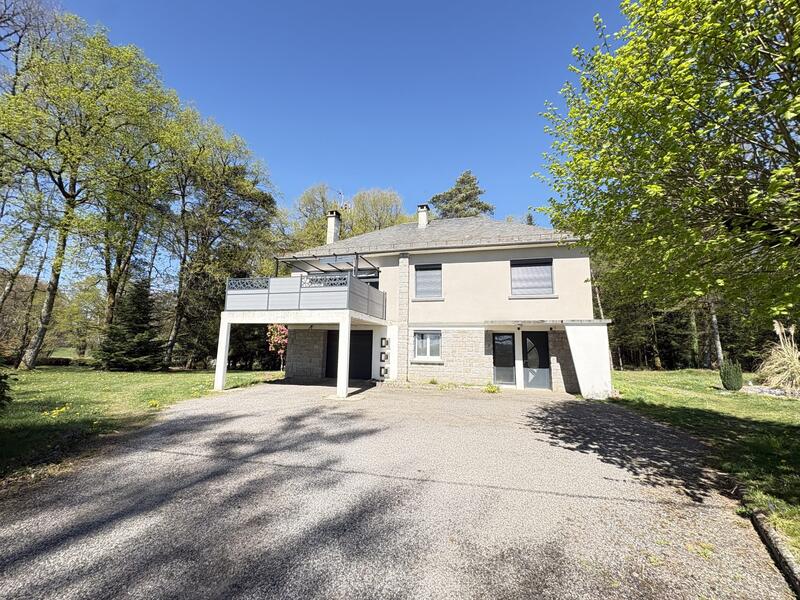 Maison - 125 m² - 7 pièces