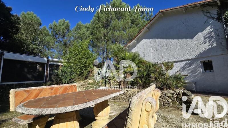 Maison - 166 m² - 8 pièces