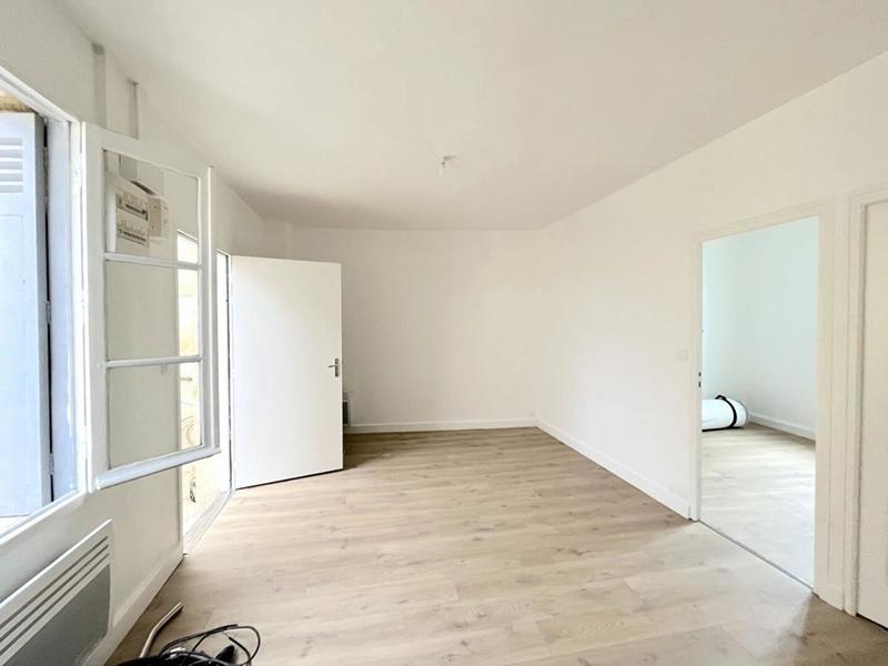Immeuble - 82 m² - 5 pièces