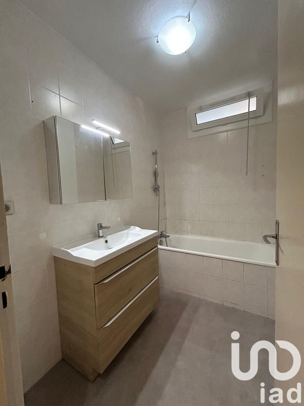 Appartement - 90 m² - 5 pièces