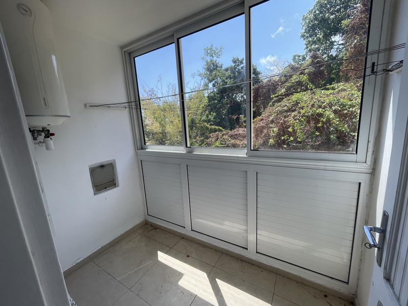 Appartement - 94 m² - 4 pièces