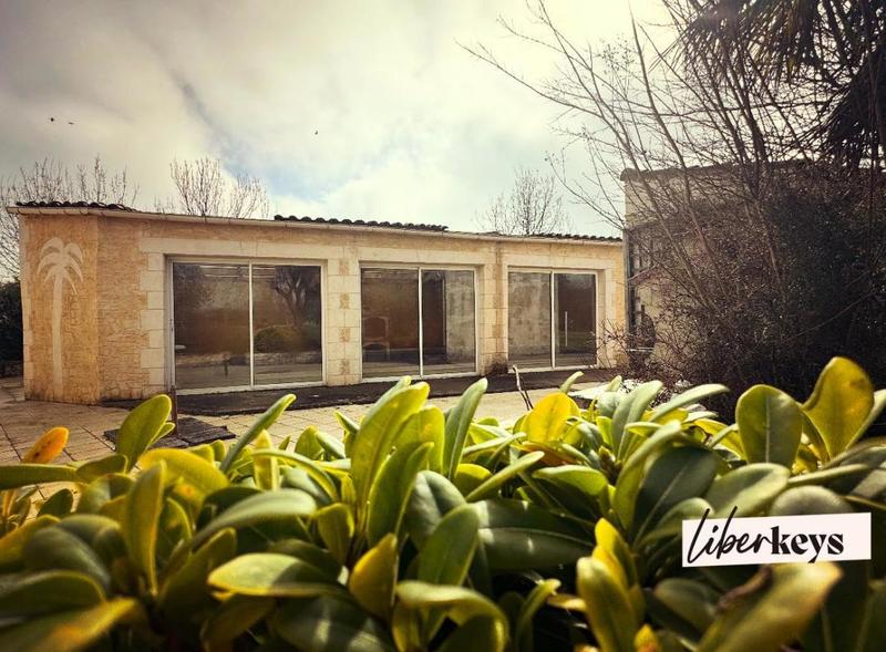 Maison - 177 m² - 7 pièces