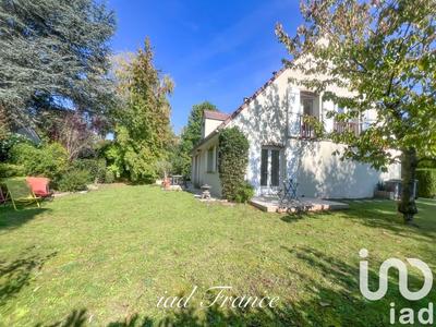 Maison - 197 m² - 8 pièces