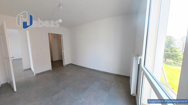 Appartement - 94 m² - 4 pièces