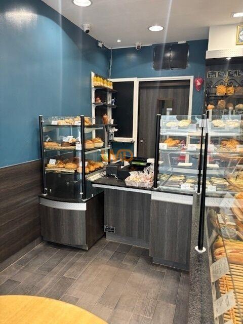 Local commercial - 95 m² - 3 pièces