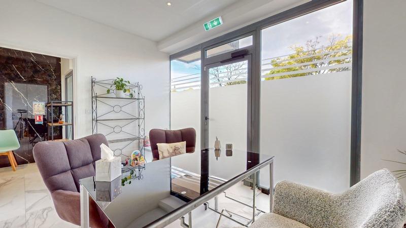 Local d'activité / Entrepôt - 11 m² - 1 pièce