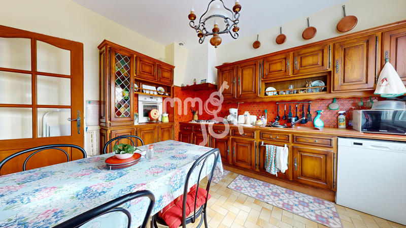 Maison - 164 m² - 6 pièces