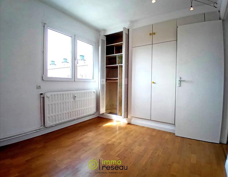 Appartement - 80 m² - 4 pièces