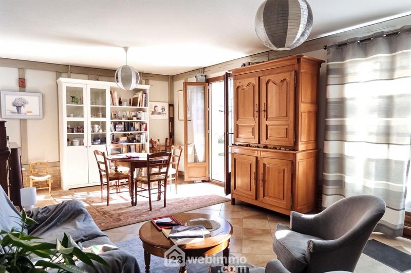 Maison - 89 m² - 4 pièces