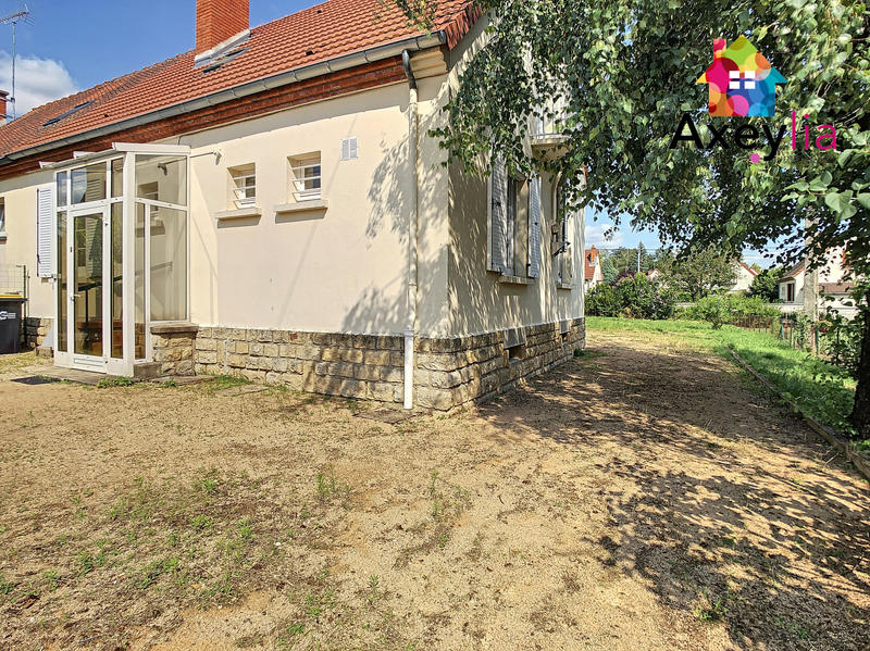 Maison - 84 m² - 4 pièces