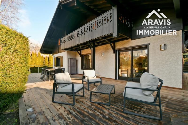 Maison - 195 m² - 6 pièces