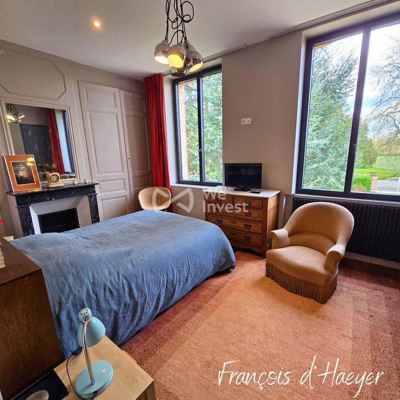 Maison - 310 m² - 9 pièces