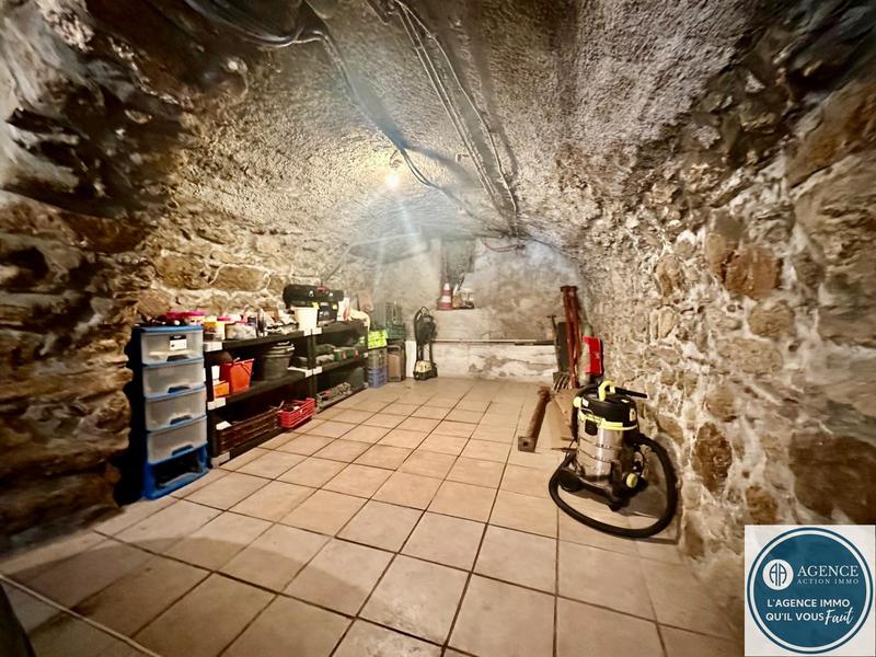 Maison - 122 m² - 6 pièces