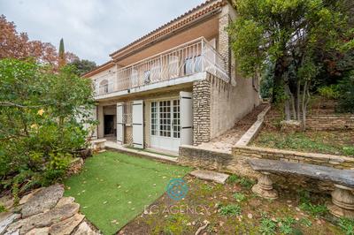 Maison - 162 m² - 7 pièces