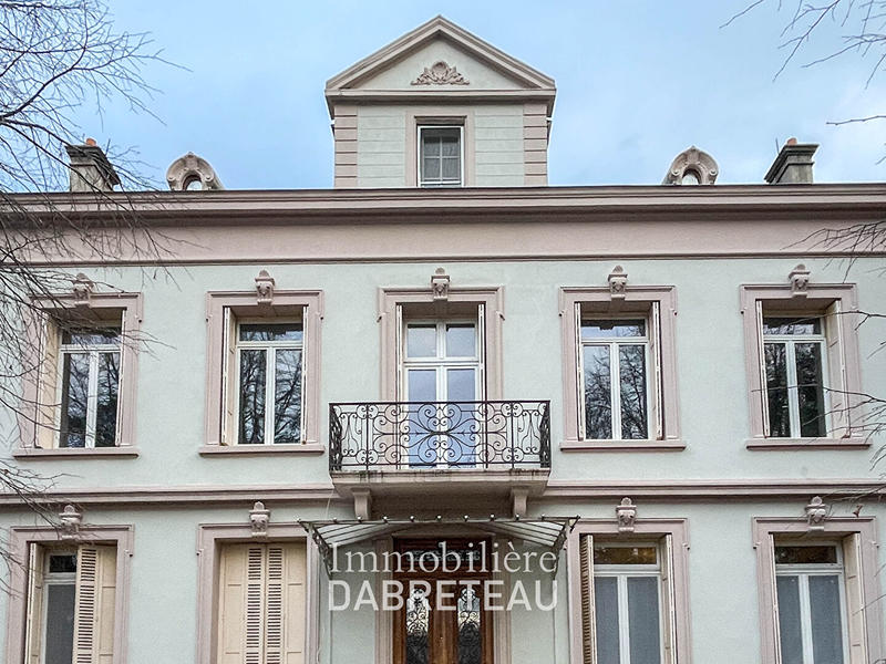 Appartement - 131 m² - 4 pièces