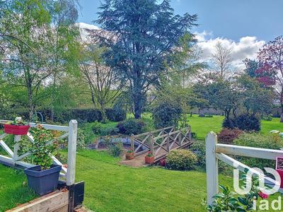 Maison - 185 m² - 7 pièces