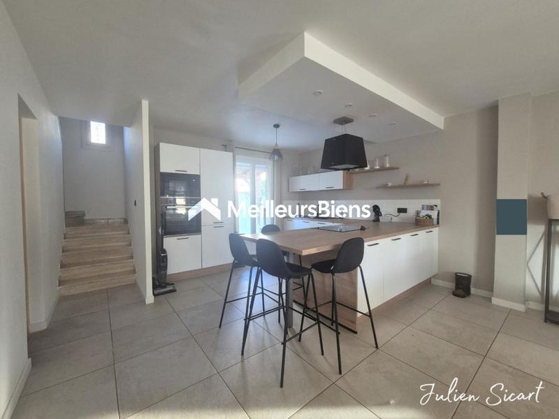 Maison - 84 m² - 4 pièces