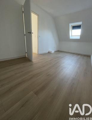Maison - 97 m² - 4 pièces