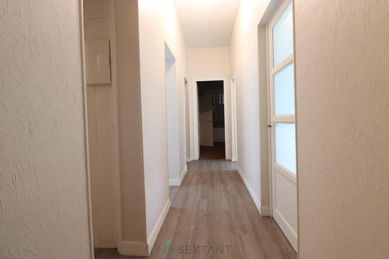 Maison - 165 m² - 6 pièces