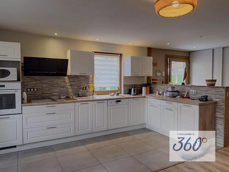 Maison - 126 m² - 4 pièces