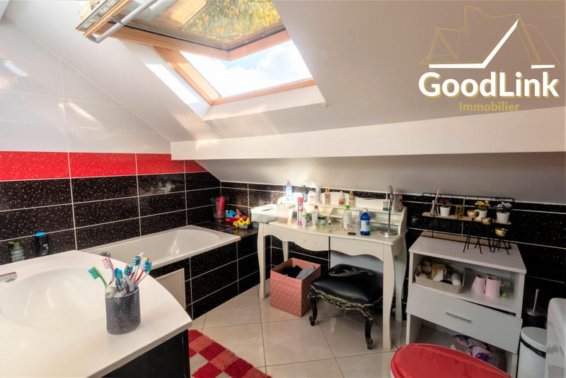 Maison ancienne - 140 m² - 7 pièces