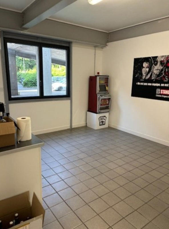 Local d'activité / Entrepôt - 620 m²