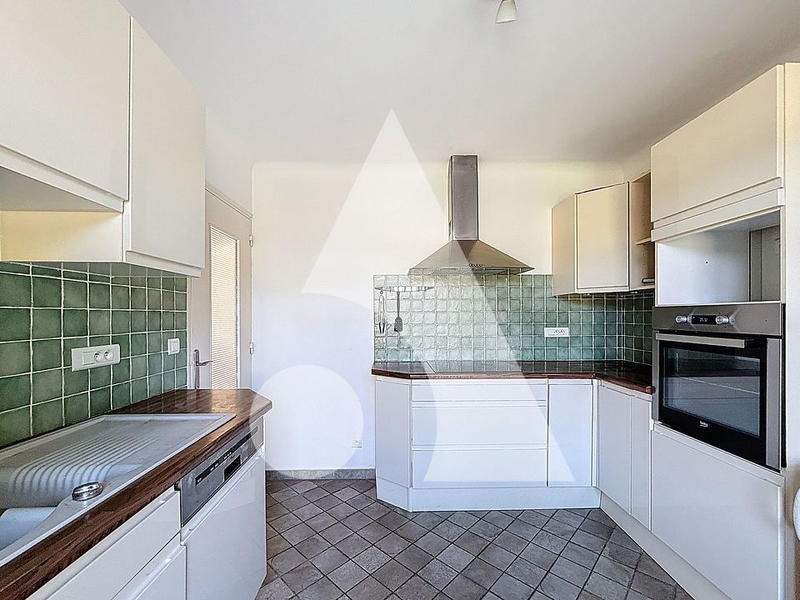 Maison - 148 m² - 5 pièces