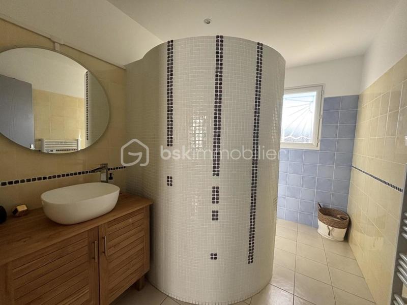 Maison traditionnelle - 155 m² - 6 pièces