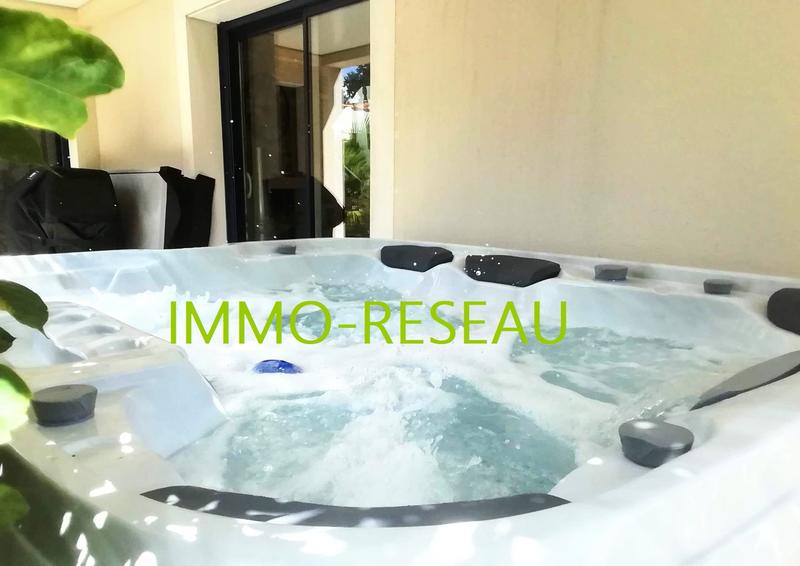 Maison contemporaine - 190 m² - 7 pièces