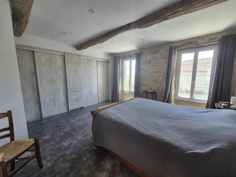 Maison de village - 290 m² - 7 pièces