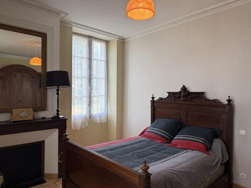 Maison - 217 m² - 9 pièces