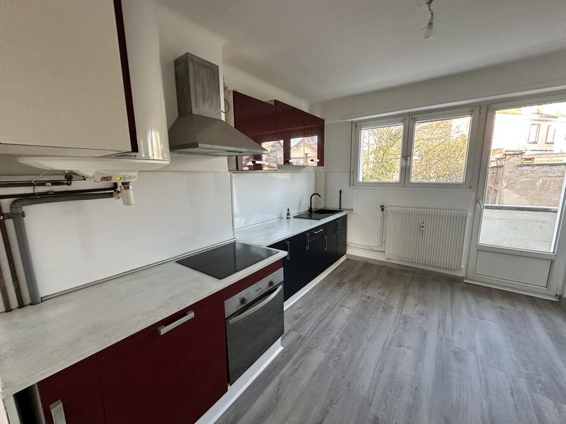 Appartement - 95 m² - 3 pièces