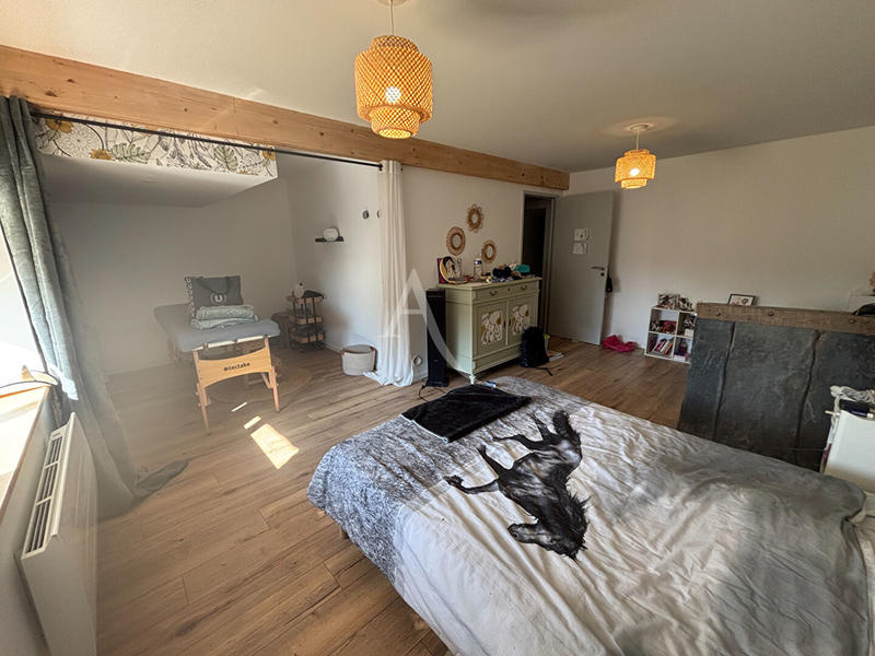 Maison - 158 m² - 5 pièces