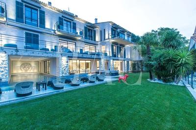 Hôtel particulier - 1 000 m² - 22 pièces