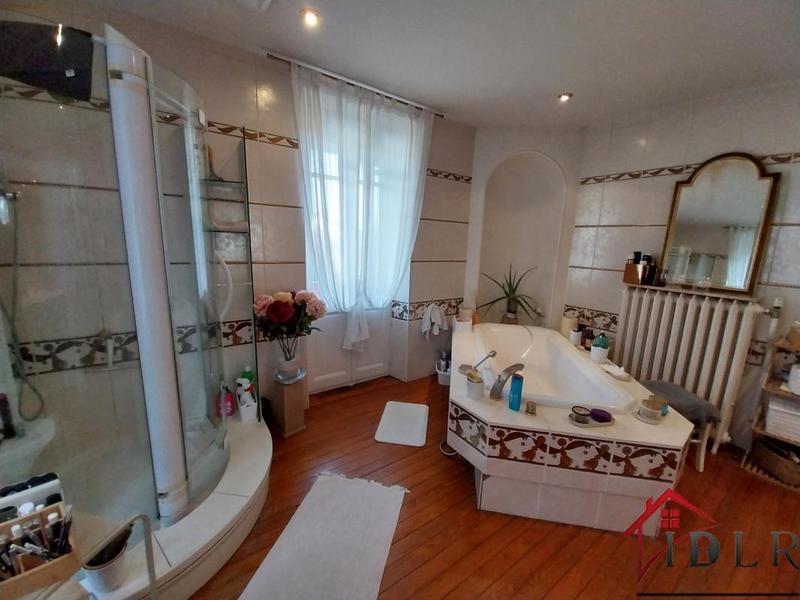 Maison de maîtres - 204 m² - 7 pièces